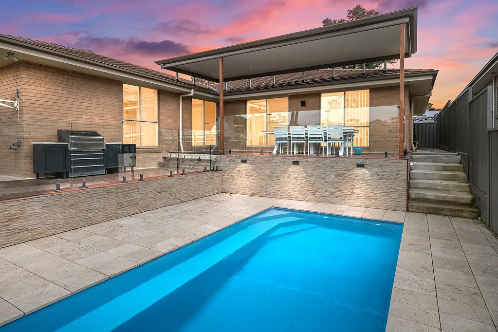 9 Crestview Street, Fletcher, NSW 2287