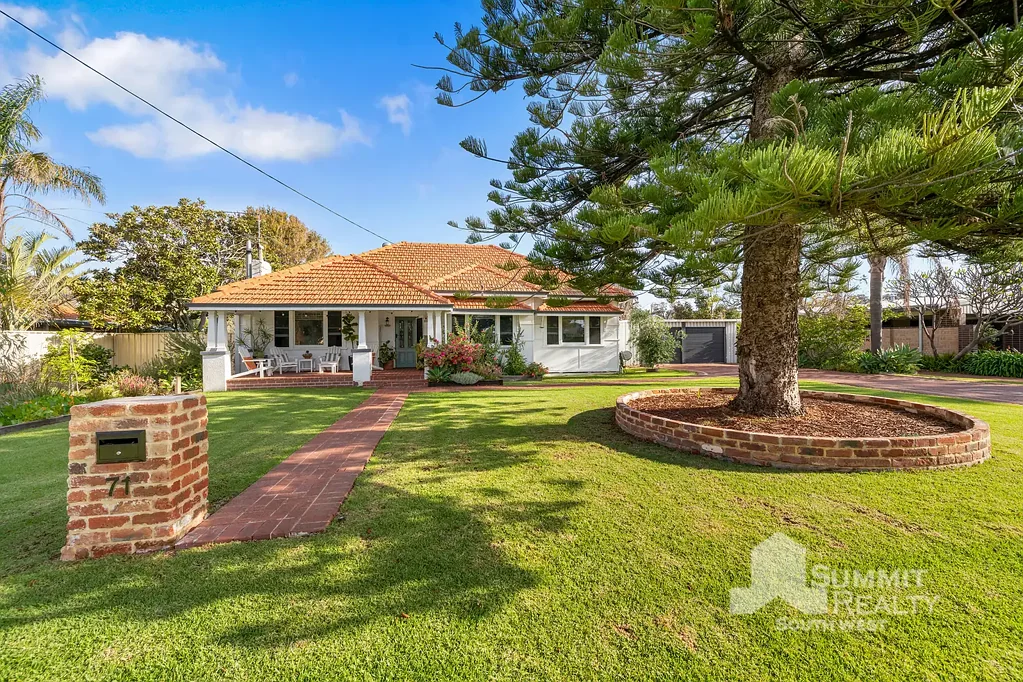 South Bunbury 3ਬੈੱਡਰੂਮ Partially Renovated Character Home in South Bunbury
