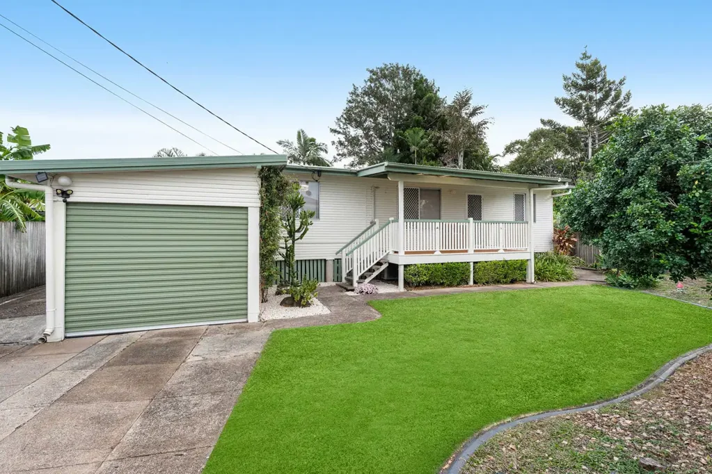 Wynnum 3 Bedroom Family Space and Retreat on 774sqm