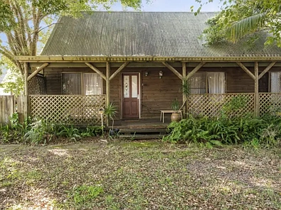 Coffs Harbour 2房  Renovate, Reimagine & Reap the Rewards...