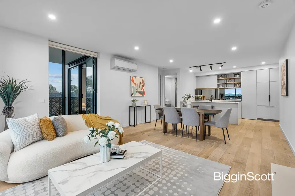 Doncaster East 3chambre CUTTING EDGE STYLE, CONVENIENT SETTING!