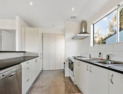 329 Don Buck Road, Massey, Waitakere City, 3 ਕਮਰੇ, 1 ਬਾਥਰੂਮ, House