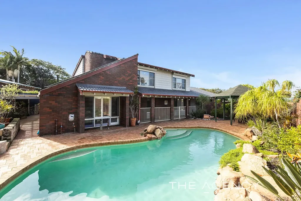 9 Aston Court, Carine, WA 6020