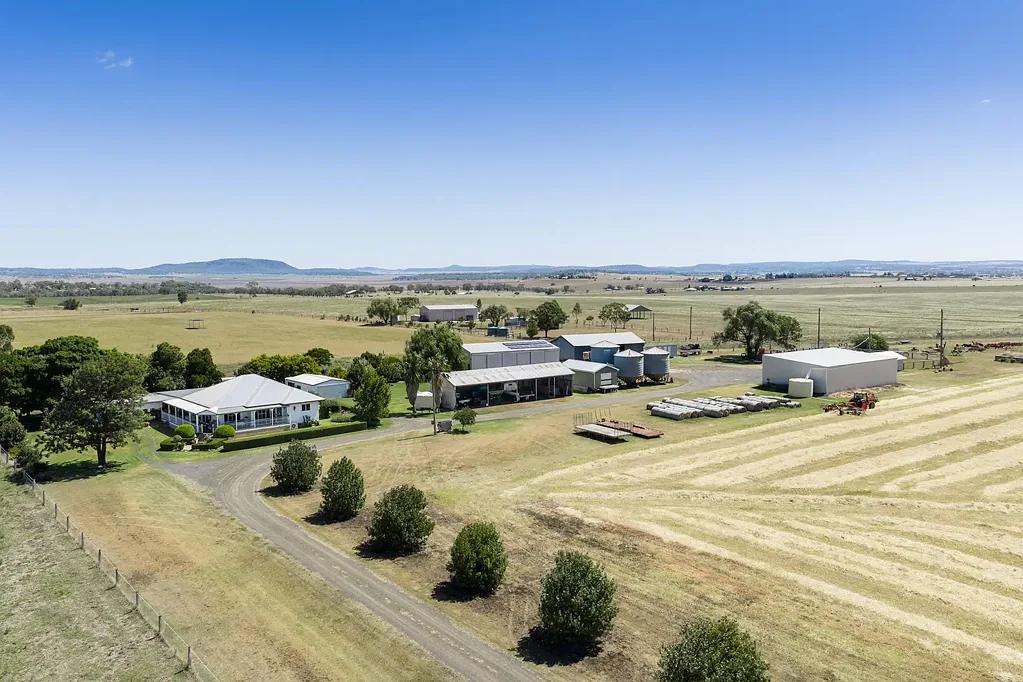 Wyreema  EXQUISITE HOMESTEAD SETTING -100* PRODUCTIVE ACRES - WALK TO WYREEMA TOWNSHIP - SHORT DRIVE TO TOOWOOMBA