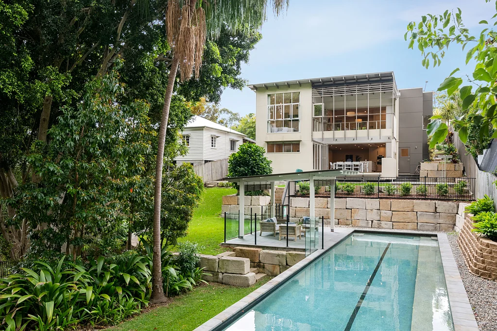 26 Chiswick Road, Bardon, QLD 4065