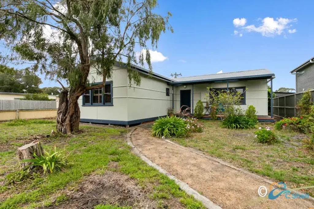 Loch Sport 3房  CHARMING COTTAGE-STYLE HOME NEAR LAKE VICTORIA