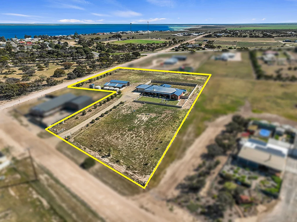 29 Urania Road, Port Victoria, SA 5573