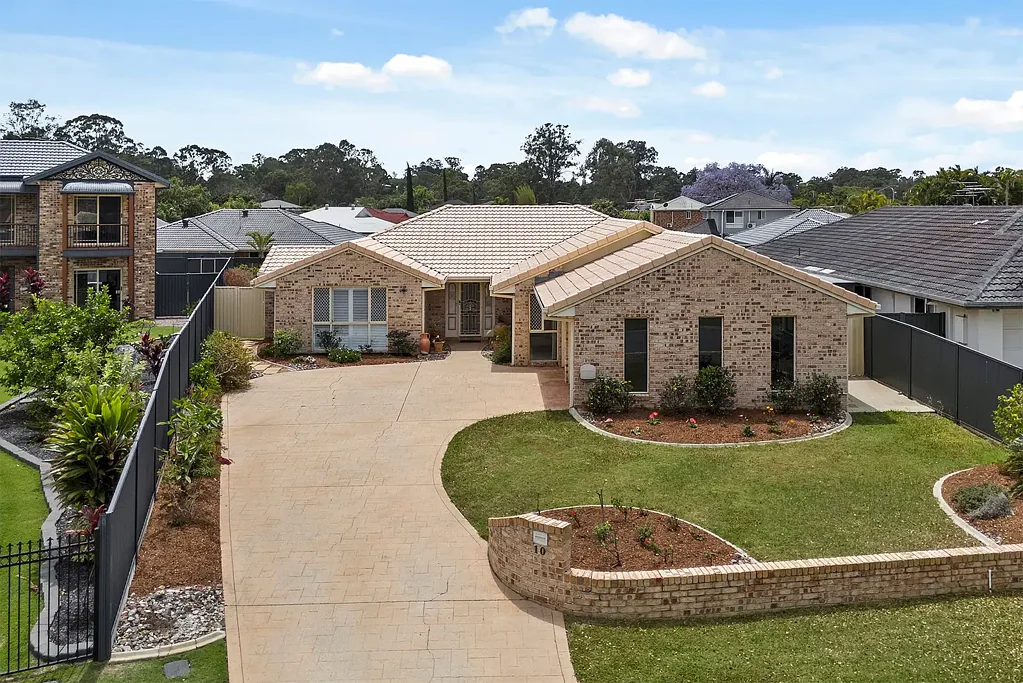 Bridgeman Downs 4ਬੈੱਡਰੂਮ Lowset Family Home on 924sqm Block!