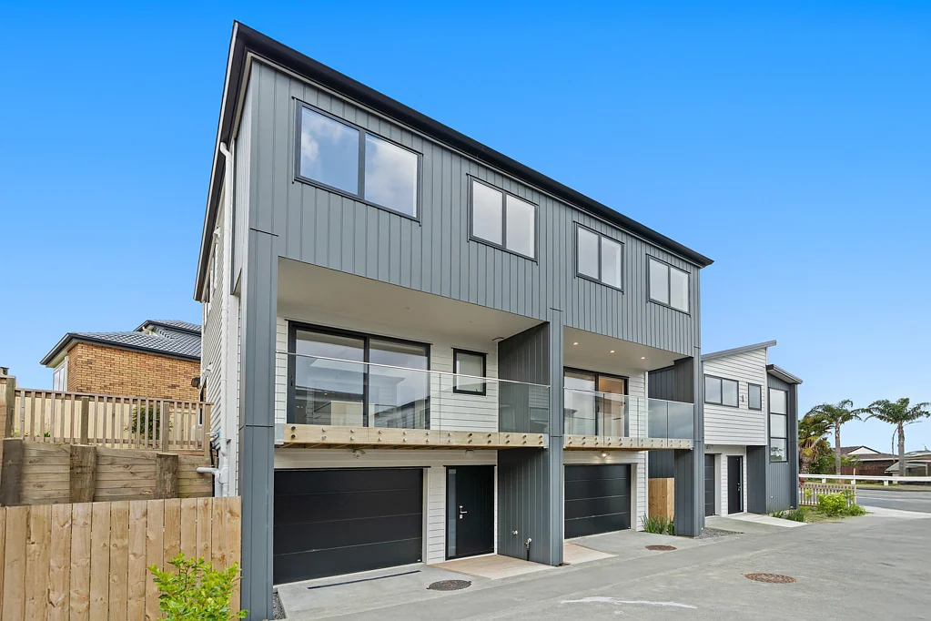 West Harbour 3ਬੈੱਡਰੂਮ Modern duplex with sea and city views