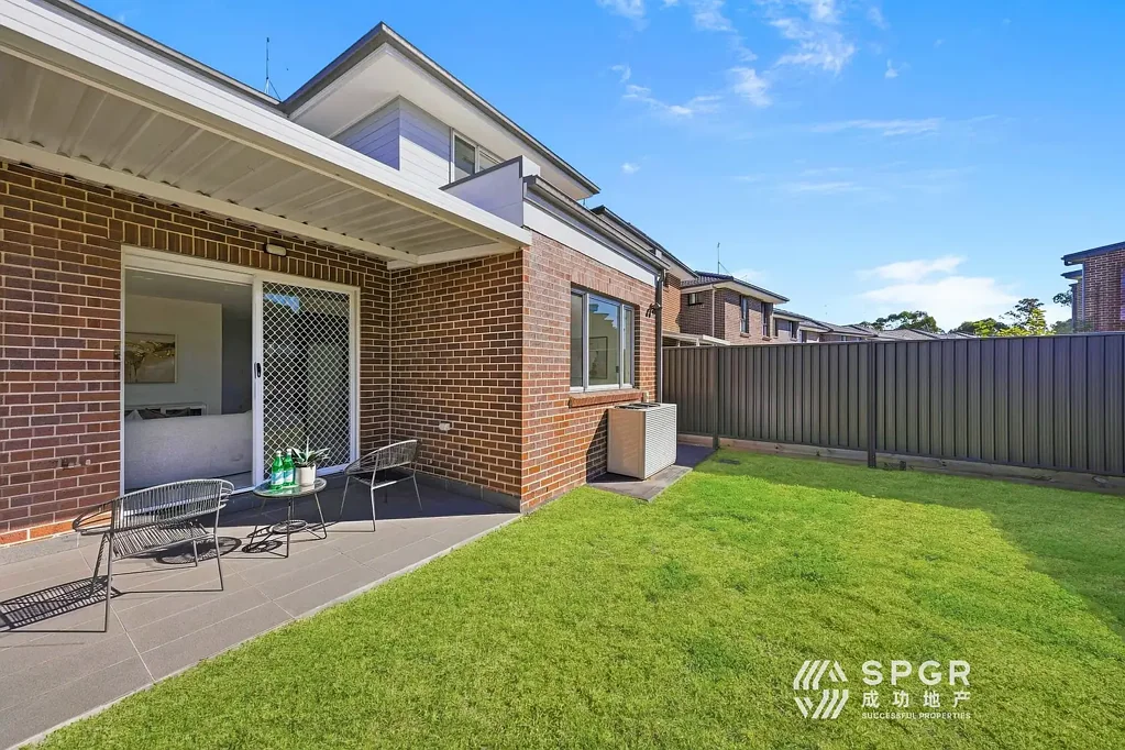Quakers Hill 3कमरा Affordable Family Living in a Prime Quakers Hill Location | Walk to Schofields Station & Shopping