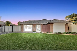 63 Dowling Avenue, Hoppers Crossing