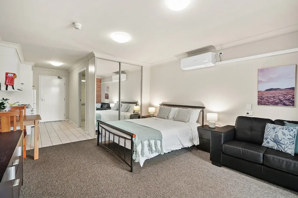 Fully Furnished Studio Apartment