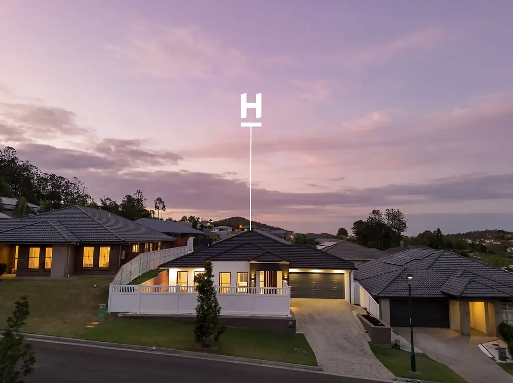 Maudsland 5房  Space, Sunlight & Sophistication - The Ultimate Family Retreat
