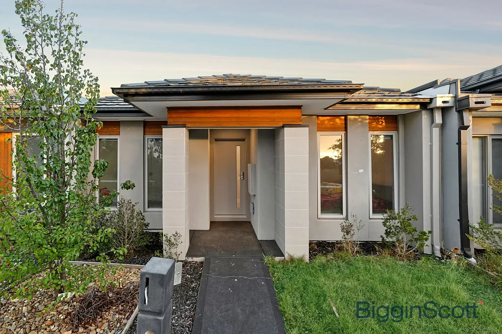 Wyndham Vale 3Moenga Stunning North facing Family Home in Jubilee estate Wyndham Vale