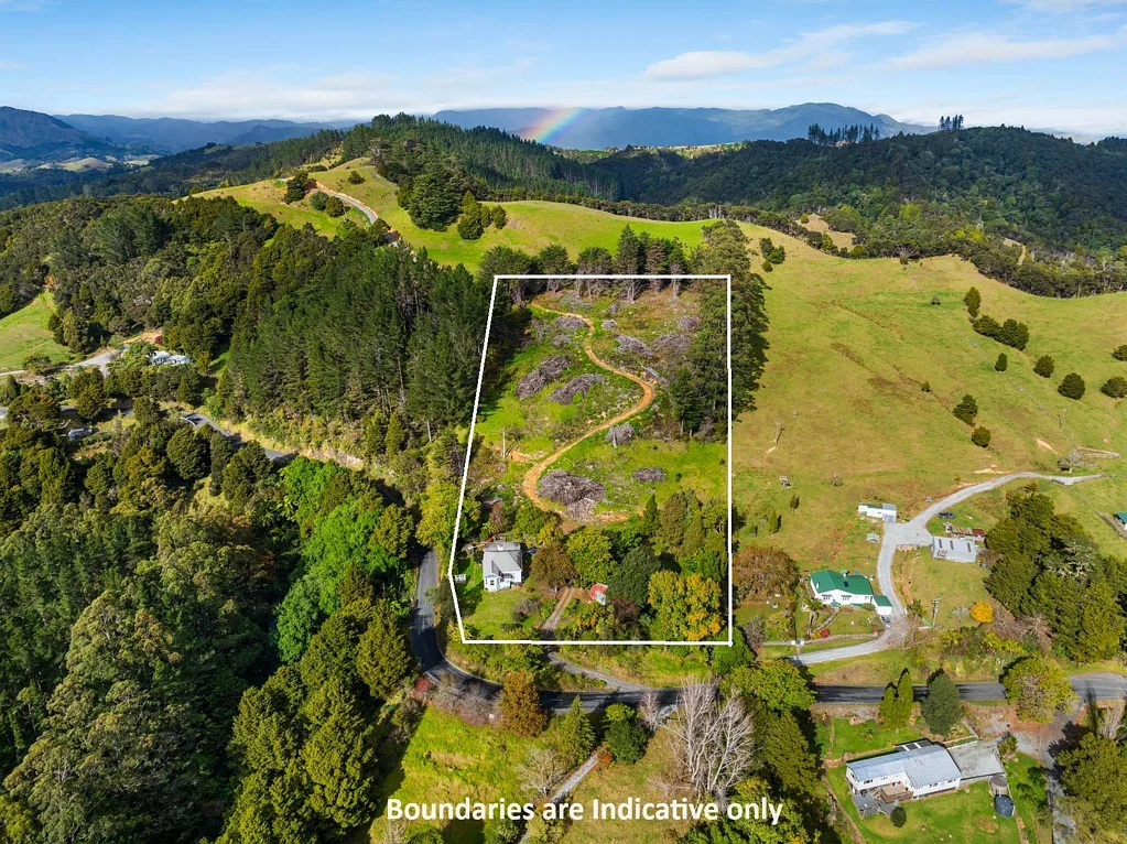Mangonui Surrounds 4Kwarto Rural Escape with Room to Improve!!