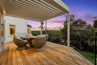 13 Emerald Way, Albany, North Shore City