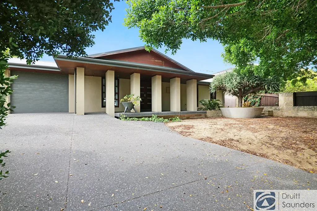 Doubleview 4कमरा South Doubleview Family Home on Corner block (duplex potential)