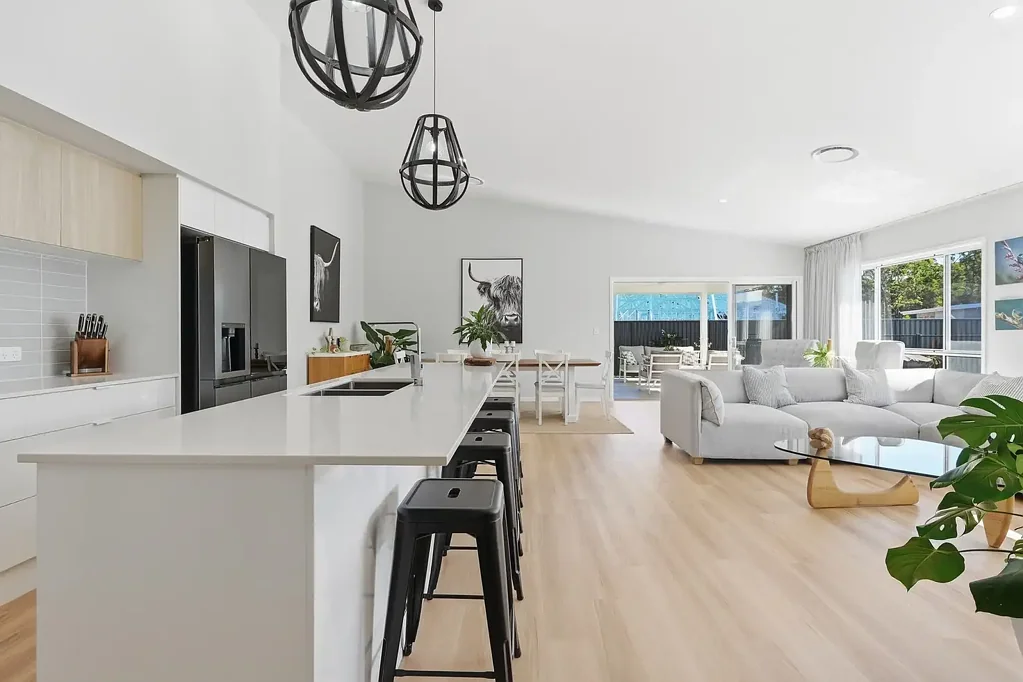Moonee Beach 4Zimmer Coastal Living With Versatile Dual Occupancy Potential