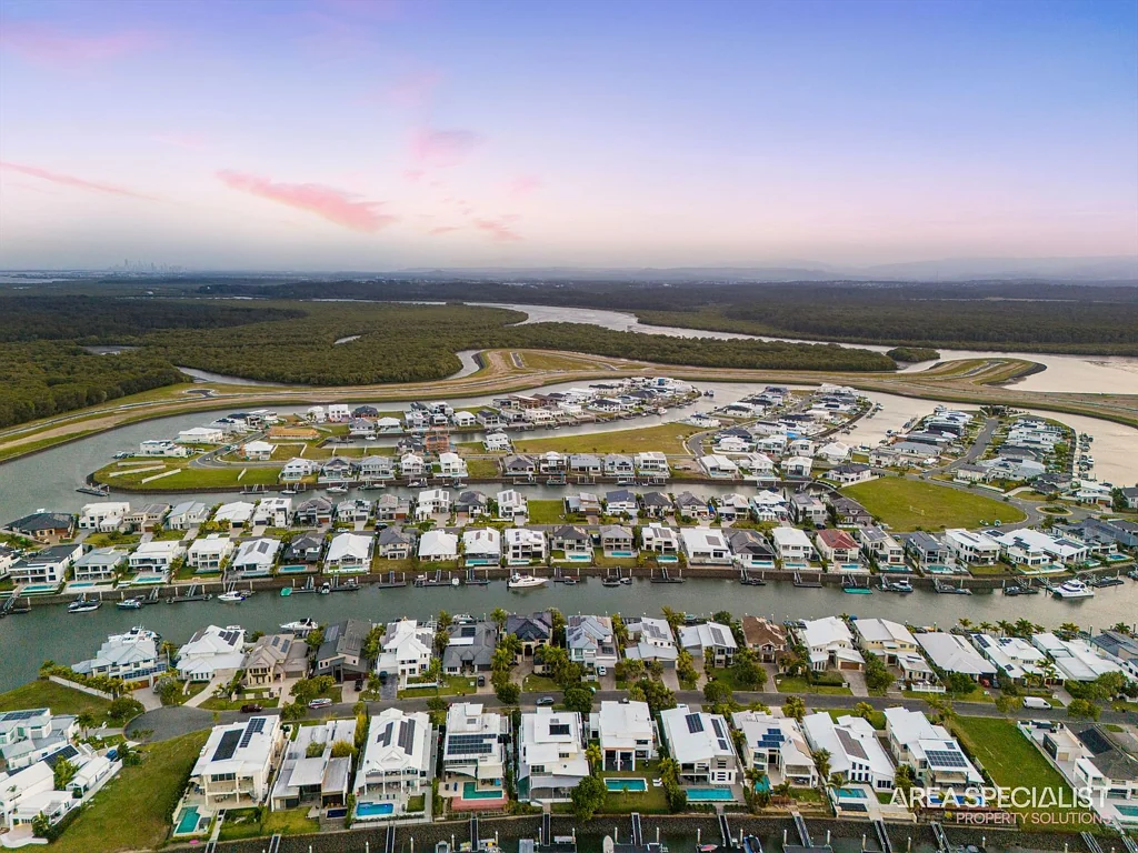 64 Paradise Parade, Jacobs Well, QLD 4208