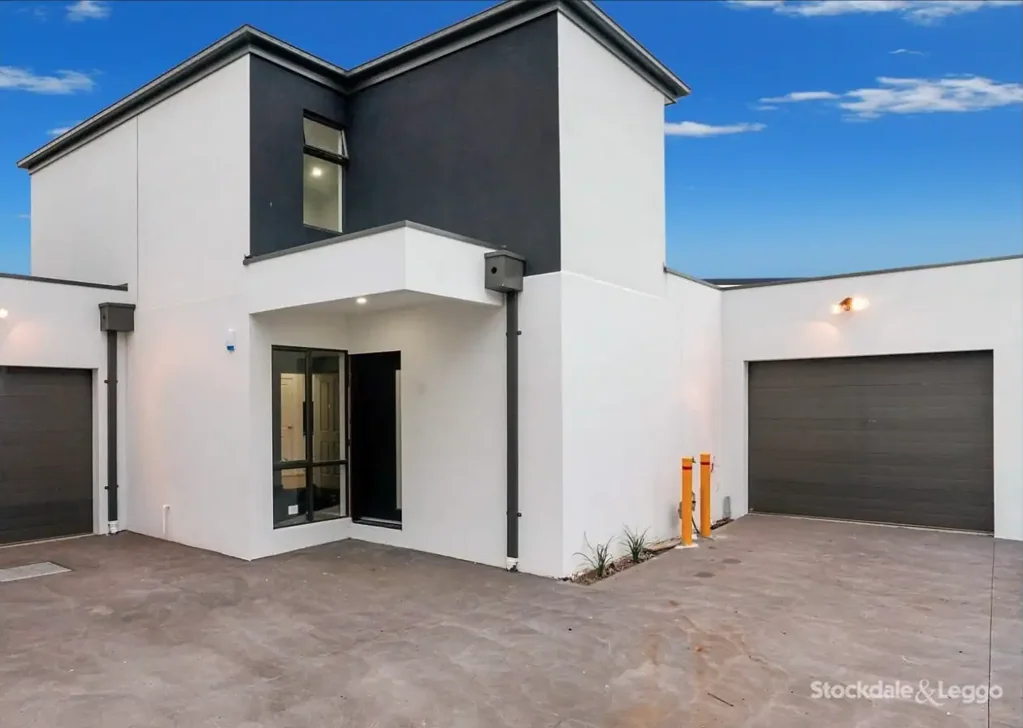 Modern & Low-Maintenance Living in the Heart of Laverton