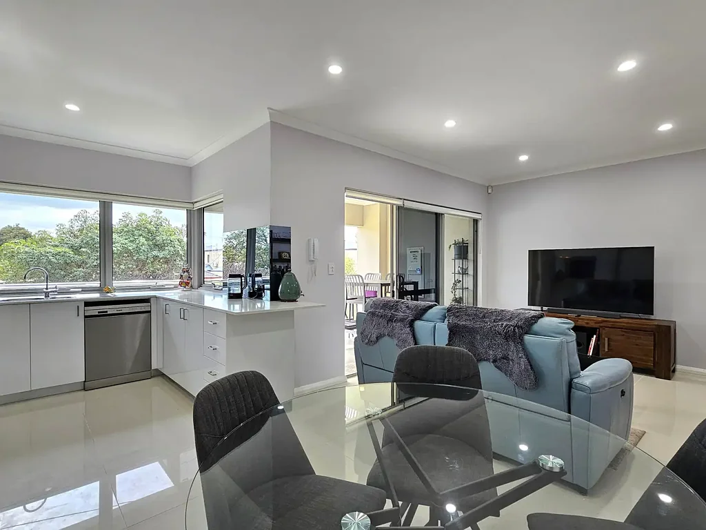 5/3 Leeder Street, Glendalough, WA 6016