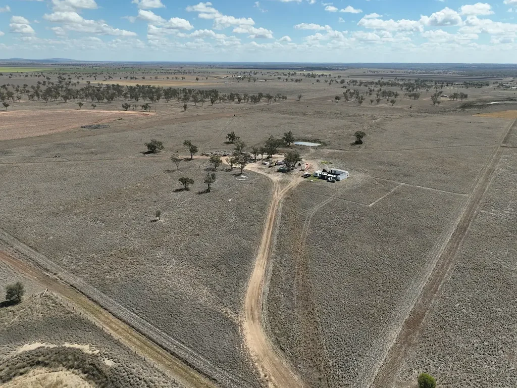 Roma 51 ACRES | 2 FREEHOLD TITLES | ACCOMMODATION & INFRASTRUCTURE