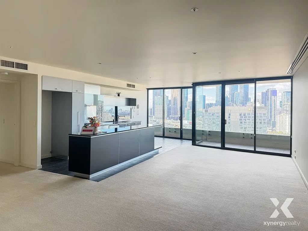 Spectacular Sub-Penthouse Living with Panoramic City Views