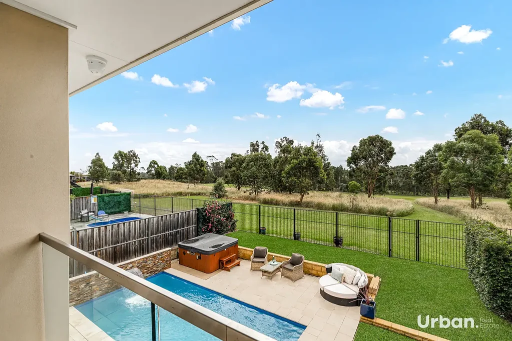 Colebee 5Phòng ngủ Golf Course Frontage with Pool, Spa & Elevated Views – A Rare Offering in Stonecutters Ridge