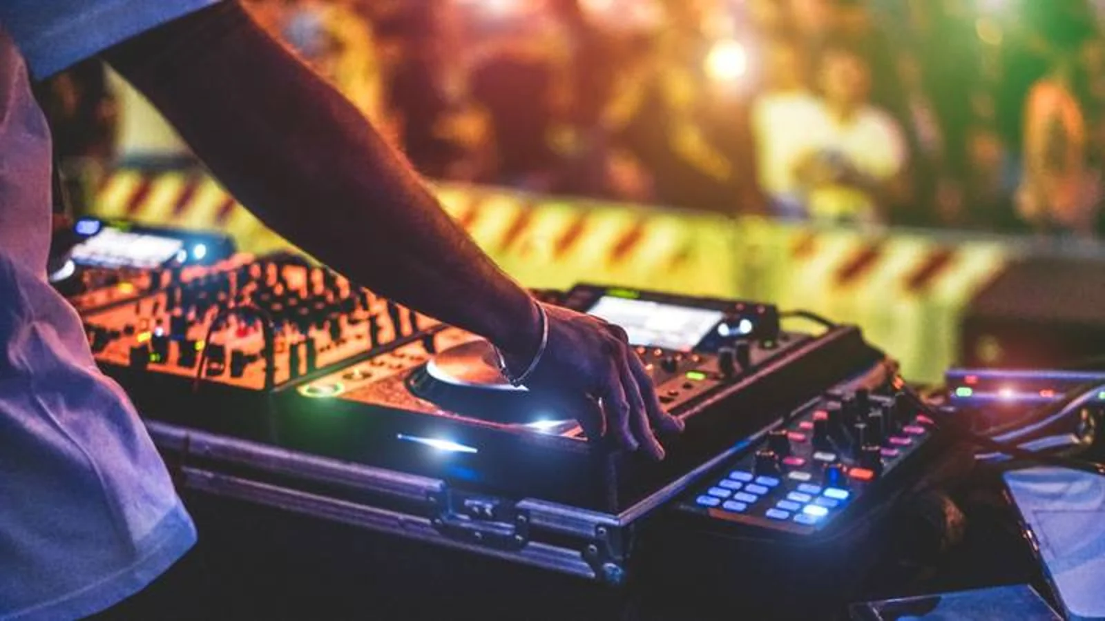 潜在Covid病例密接！英国DJ Friction退出RnA音乐节