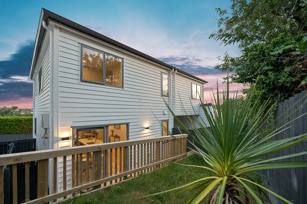 Sunnynook 3房  Affordable Freehold in Rangi and Westlake Zones