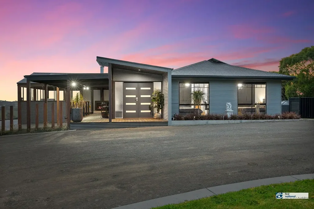 Korumburra 3Habitaciones Lifestyle living with a luxury touch