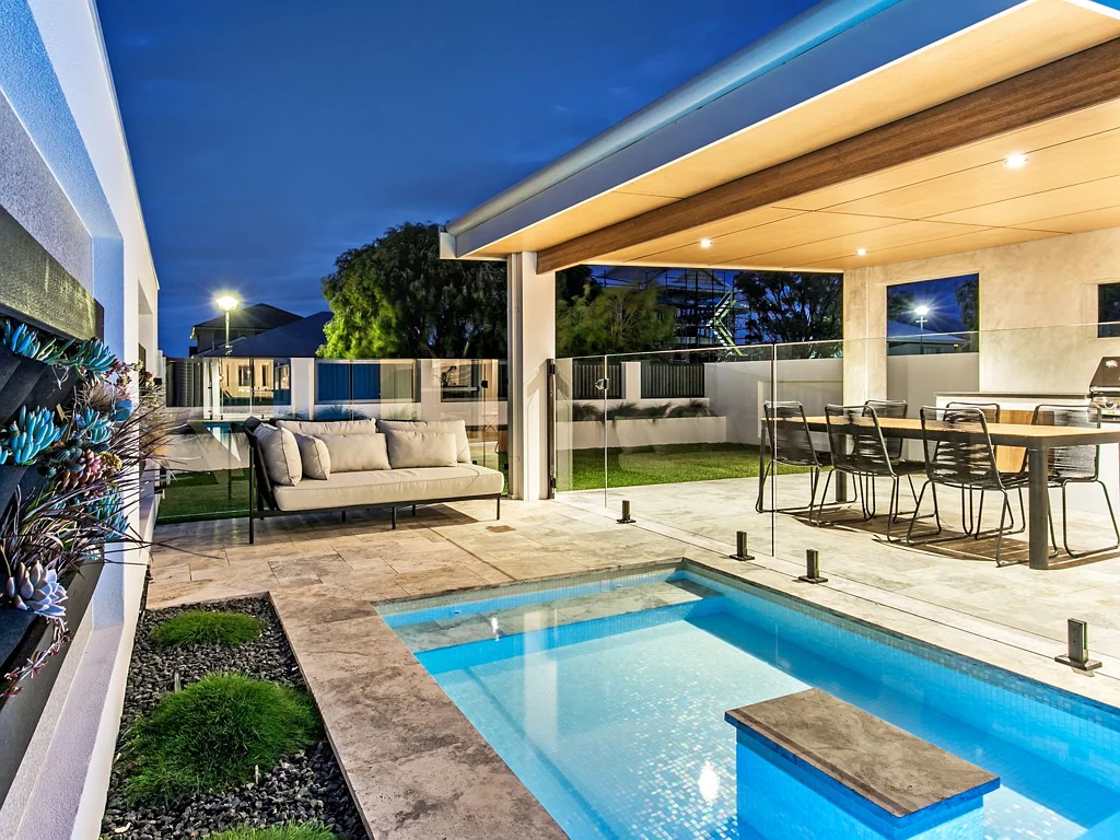 4 Marine Way, Wannanup, WA 6210