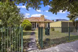 22 Maidstone Street, Altona