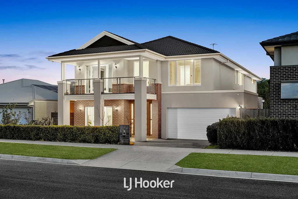 17 Lucinda Lane, Cranbourne North, VIC 3977