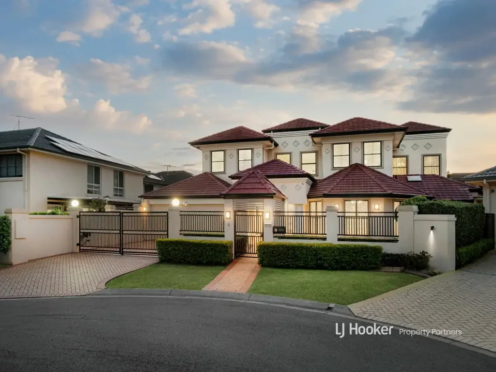 Eight Mile Plains 6房  A Grand Statement of Elegance & Luxury