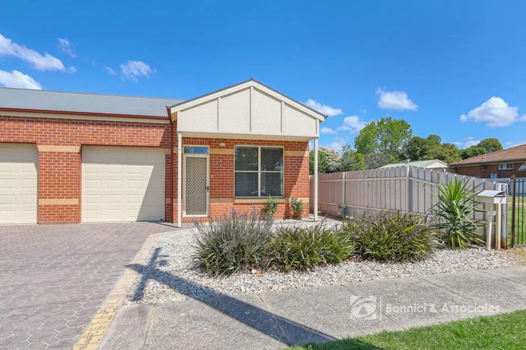 2/11 Batt Avenue, Wodonga, VIC 3690