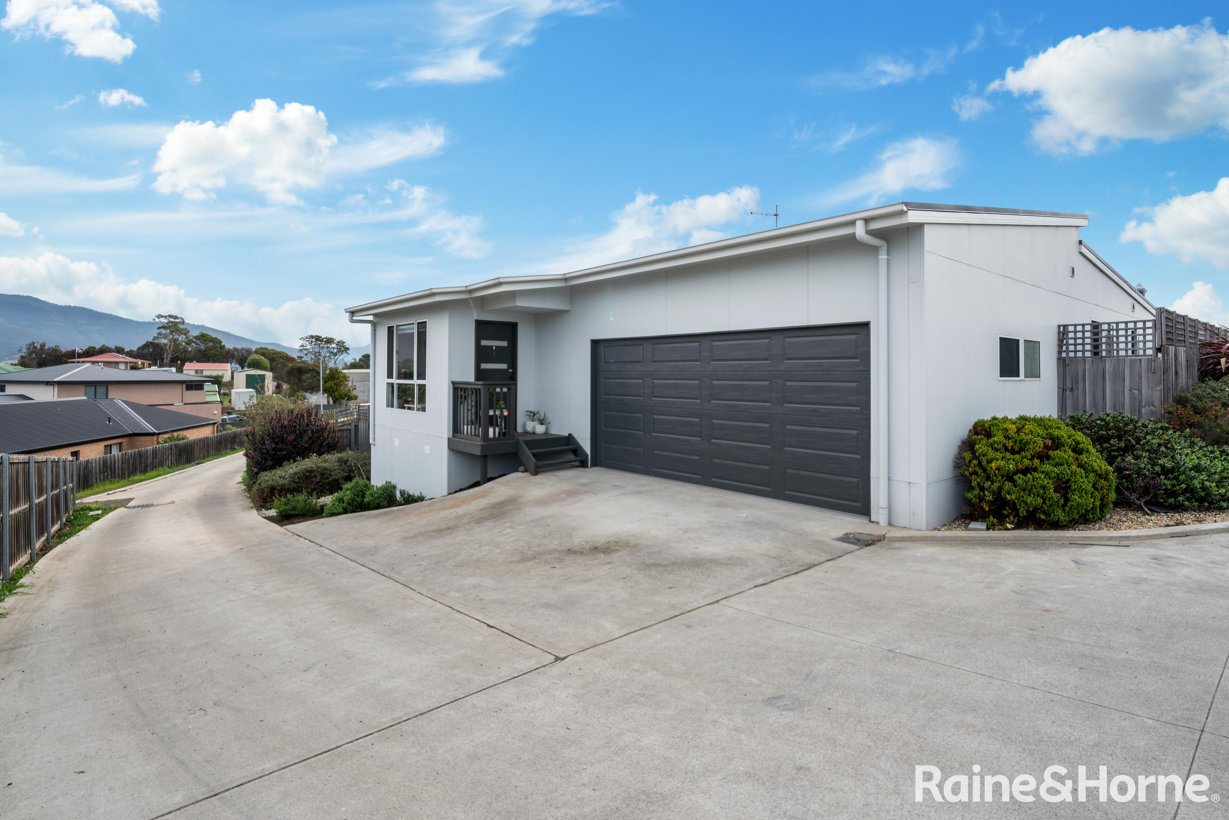 UNIT 1 25 ASHGROVE CR, OLD BEACH TAS 7017, 0 Kuwarto, 0 Banyo, Townhouse