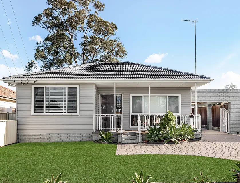 8 & 8a Oxford Street, Cambridge Park, Outer Western Sydney, 5 rūma, 2 rūma horoi, House