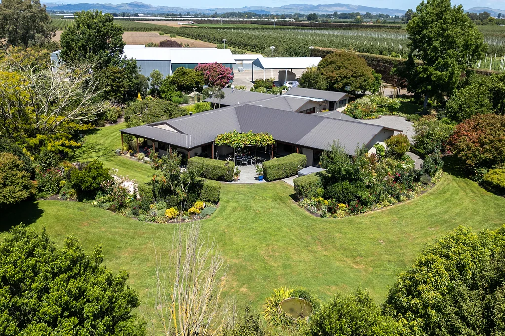 Twyford Style, Space and Income