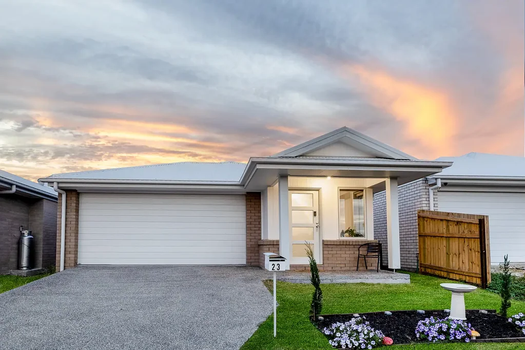Walloon 4ห้องนอน Contemporary Family Living with Style, Space & Effortless Entertaining