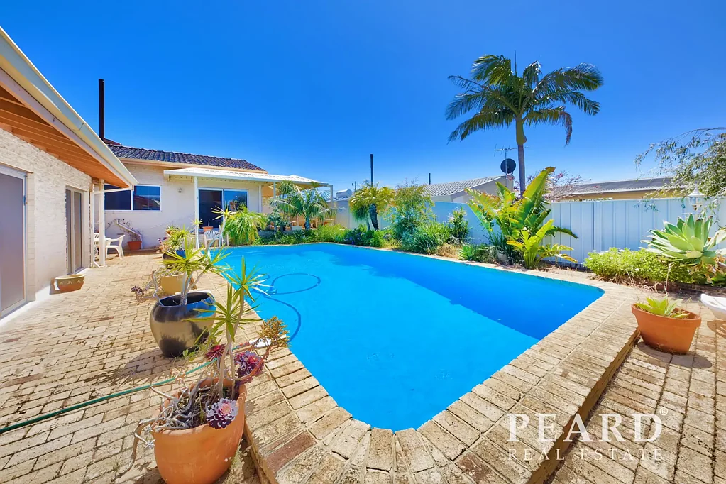 Karrinyup 4chambre A Home Like No Other!