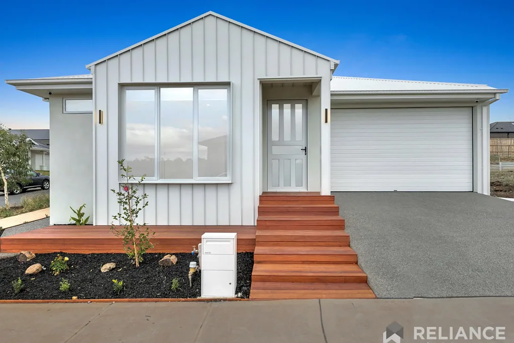31 Mullins Way, Sunbury, VIC 3429