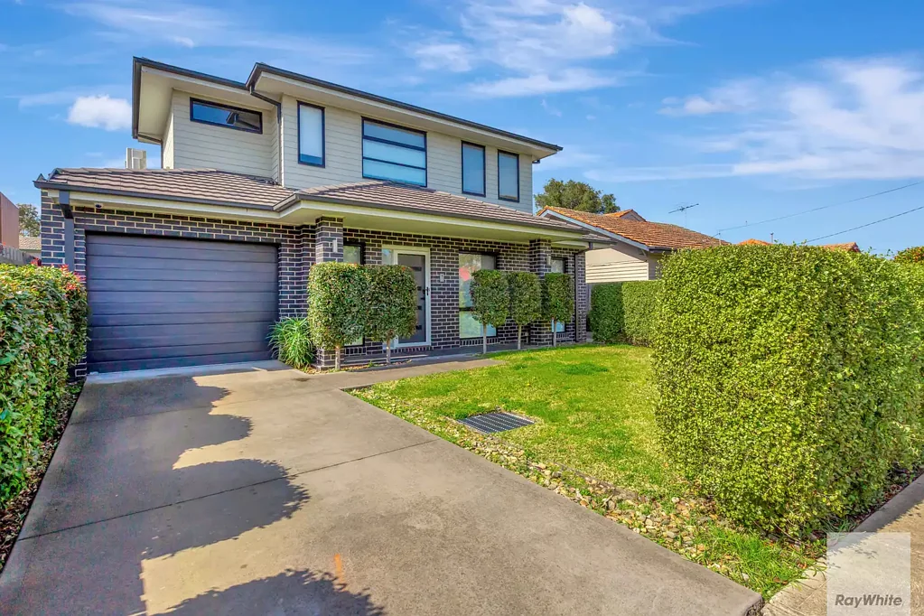 Stylish, Spacious & Light-Filled Living in Coburg North