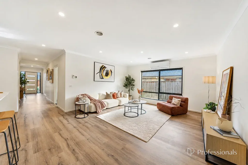 Werribee 5침실 Spacious Family Living on a Massive 604m² Block in Prime Werribee Location