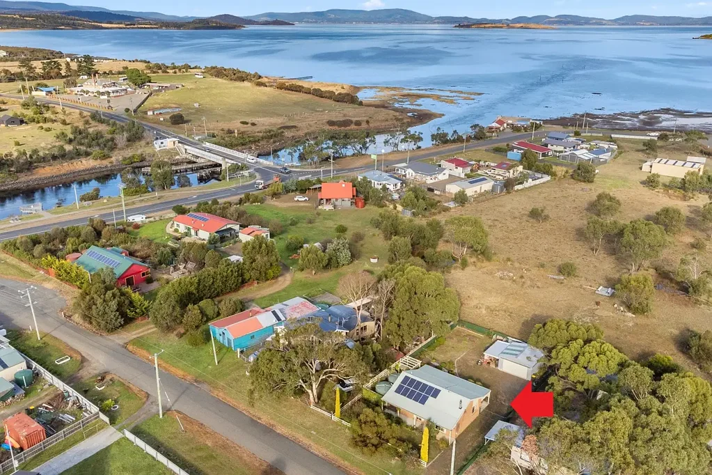 35 Booth Street, Dunalley, TAS 7177
