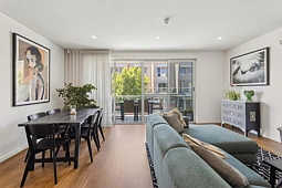 1/30 Metro Parade, Mawson Lakes