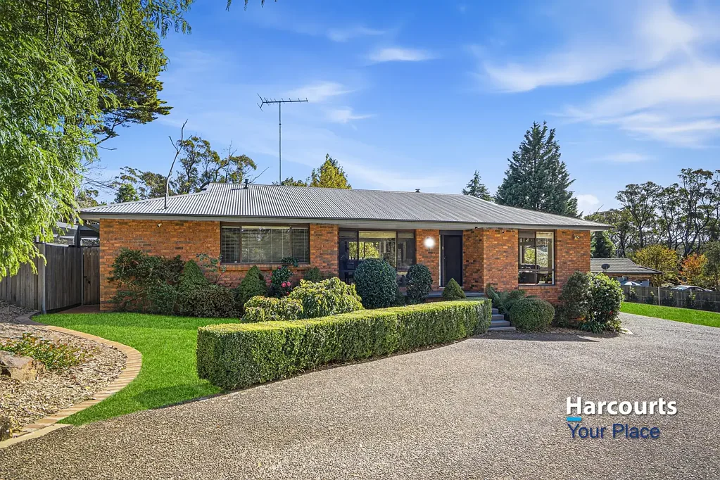 Katoomba 3房  Stylish Mountain Retreat with Modern Comfort & Private Entertaining