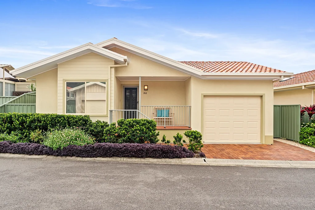 312/61 Karalta Road, Erina, NSW 2250