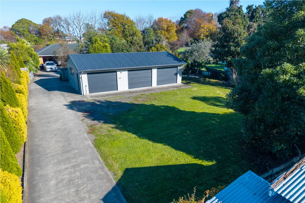 Dannevirke Section with 3 bay garaging and no covenants