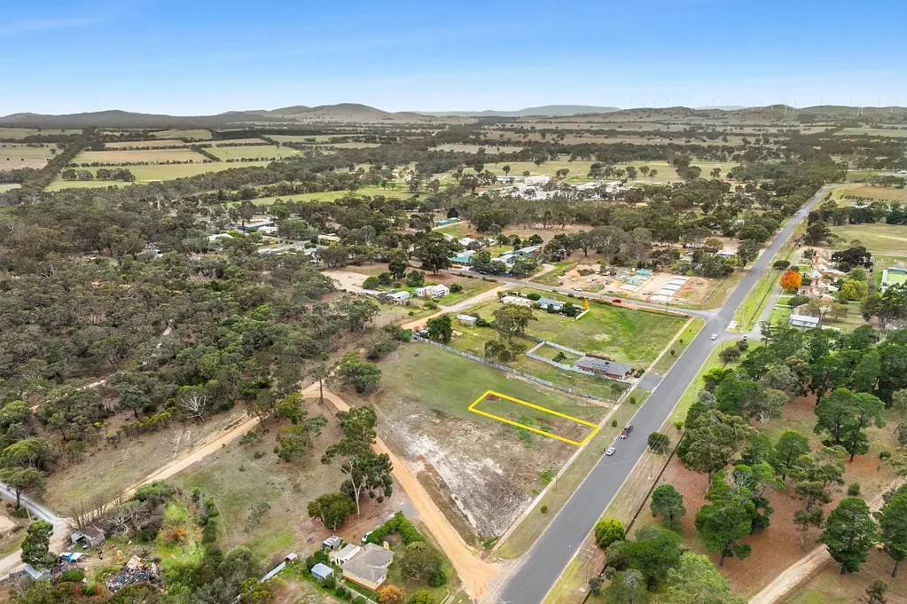 Ararat Vacant Building Block - 921 sq.m.